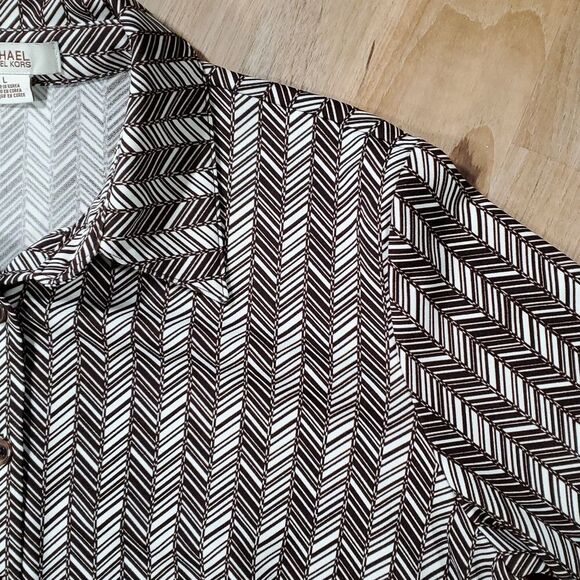 🔹️Michael Kors Brown Chevron Buttoned Long Sleeve Top Large - Picture 4 of 10